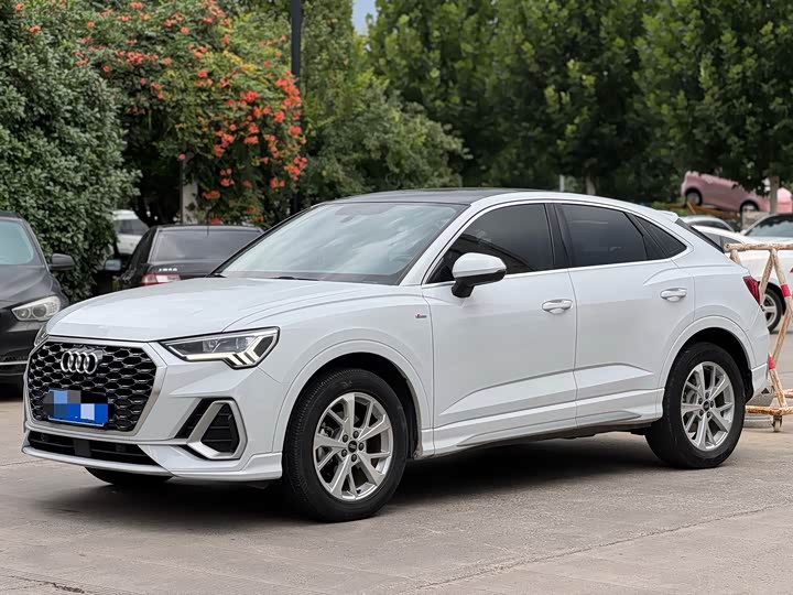 Audi Q3 Sportback, 2022 — купить в Санкт-Петербурге под ключ