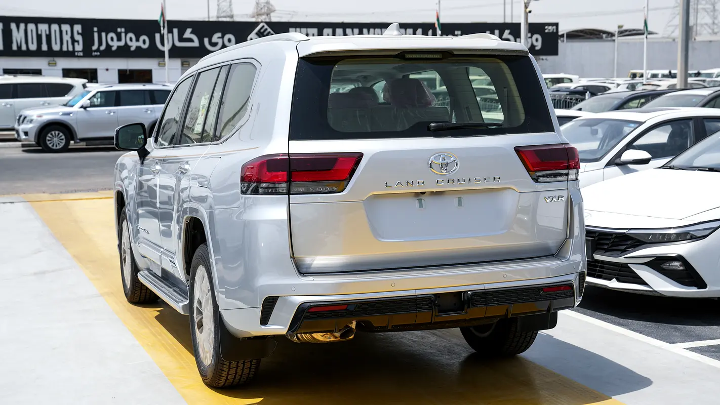 Toyota Land Cruiser, 2026 — фото 8 из 10