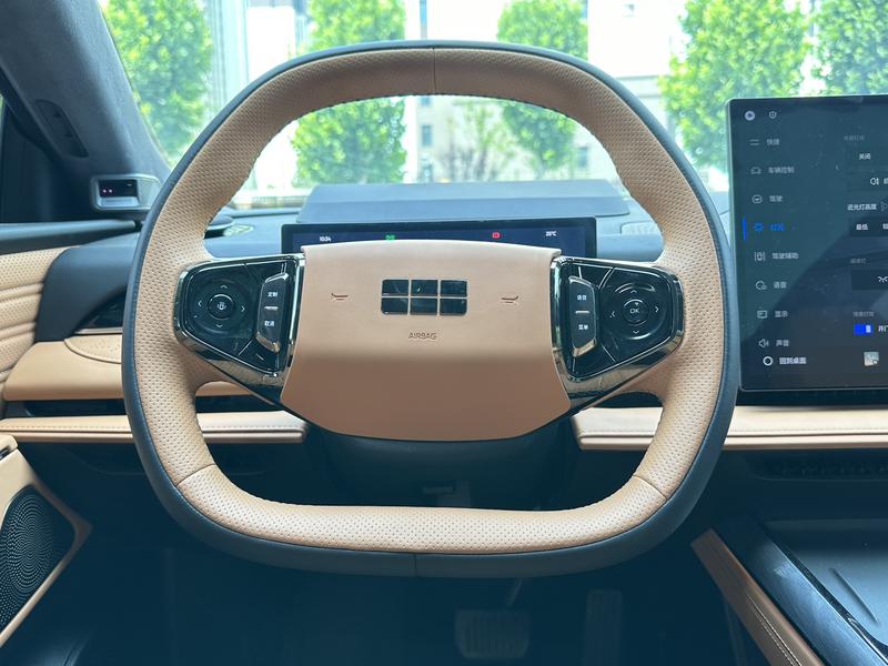 Geely Galaxy Starshine 8 EM-i, 2025 — фото 7 из 10