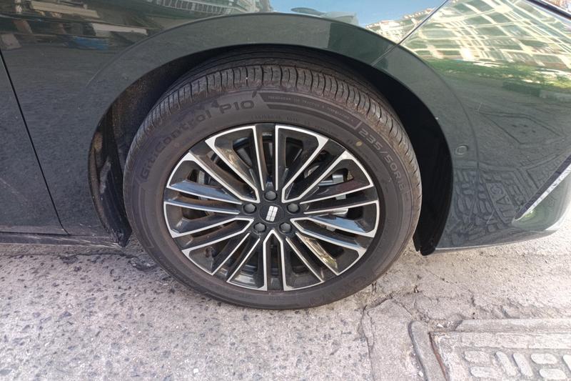 Geely Galaxy Starshine 8 EM-i, 2025 — фото 4 из 11