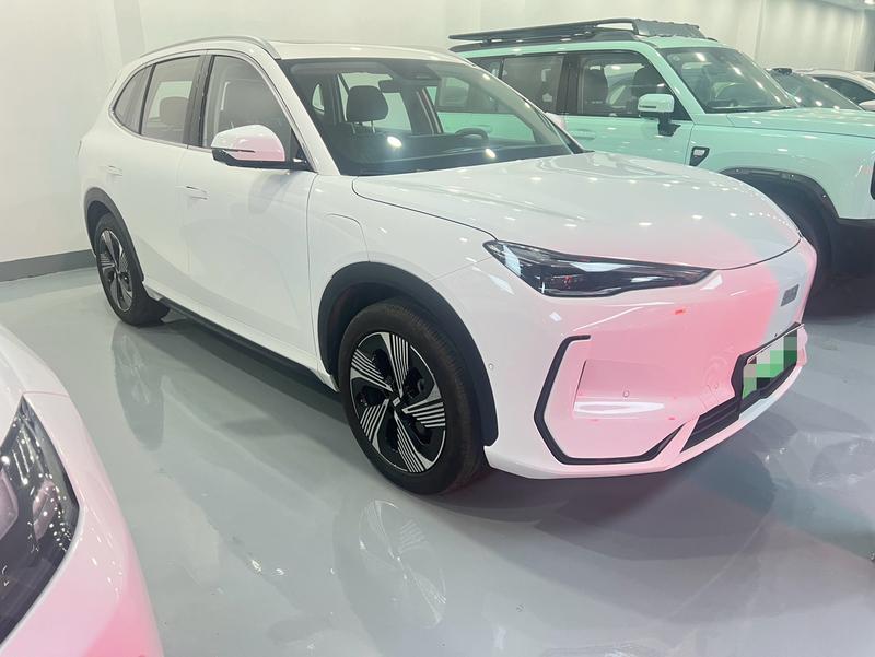 Geely Galaxy E5, 2024 — фото 3 из 10