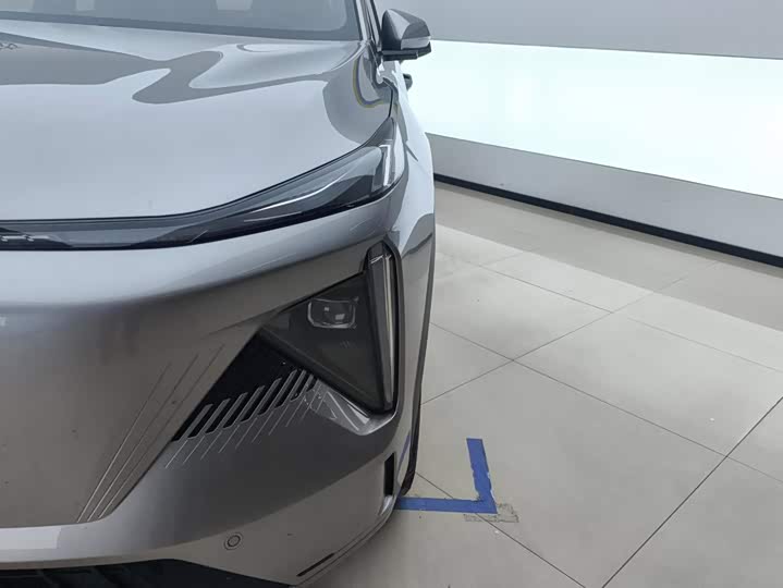 Geely Galaxy L7, 2024 — фото 5 из 9