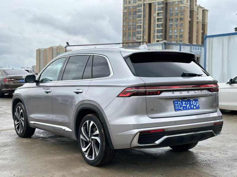 Geely Monjaro, 2022 — фото 4 из 10