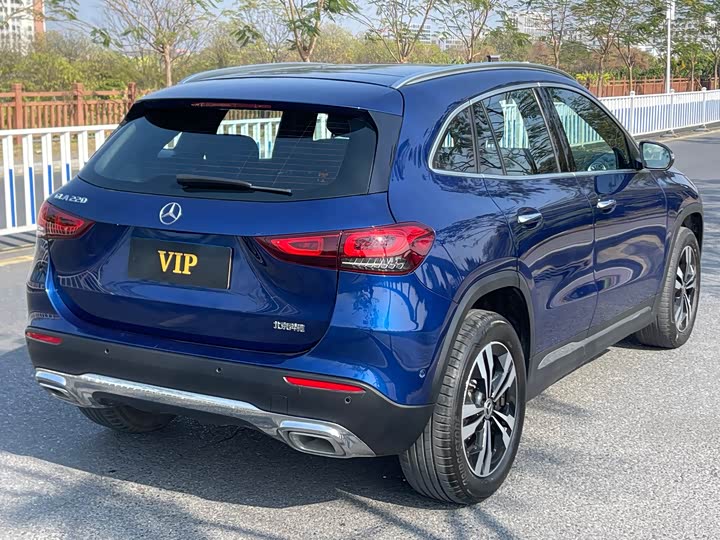 Mercedes-Benz GLA-Class, 2023 — фото 4 из 9