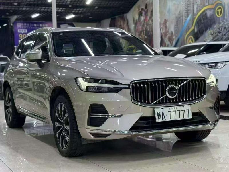 Volvo XC60, 2024 — фото 3 из 10
