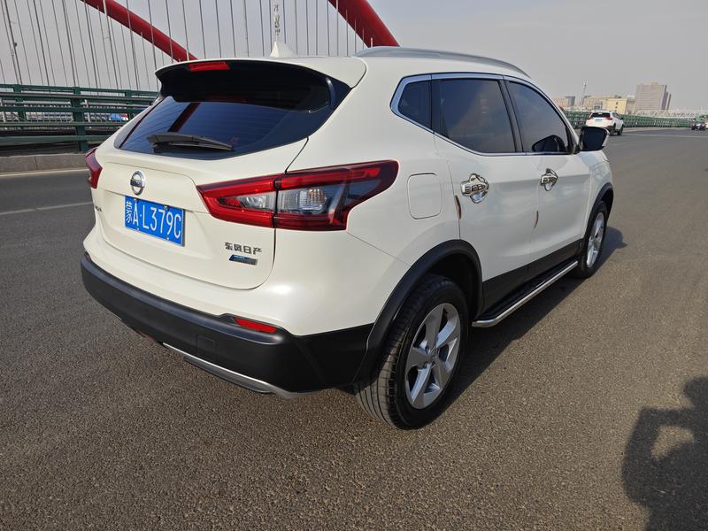 Nissan Qashqai, 2022 — фото 6 из 10