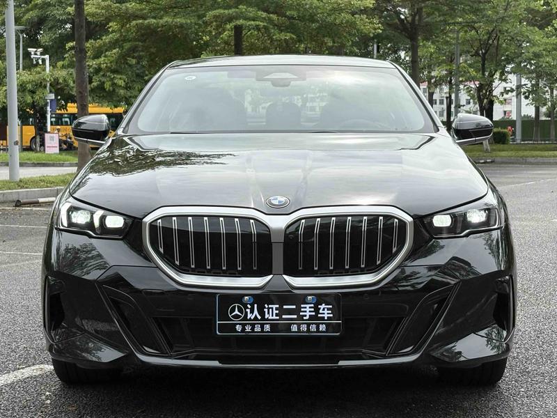 BMW 5 Series, 2026 — фото 2 из 12