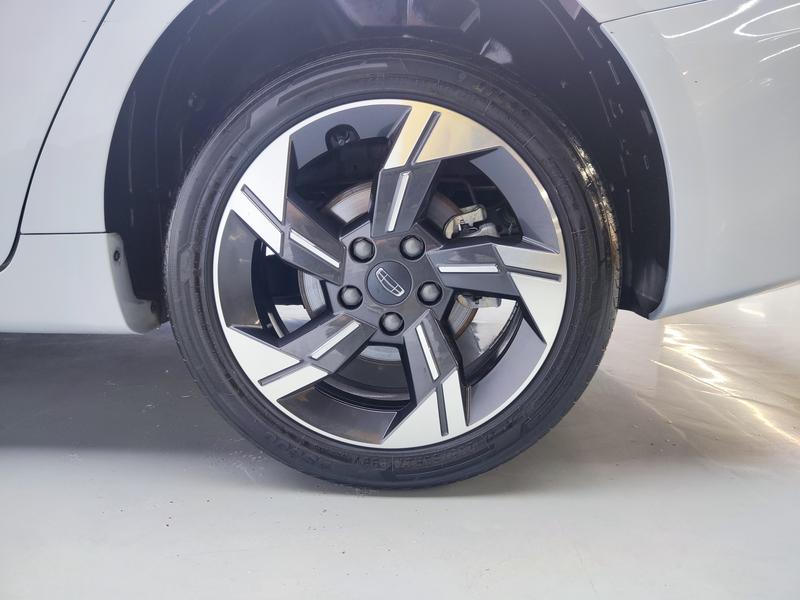 Geely Emgrand L Hi·P Hybrid, 2022 — фото 11 из 12