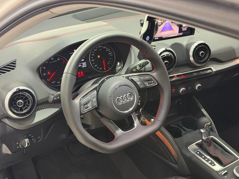 Audi Q2L, 2023 — фото 10 из 12