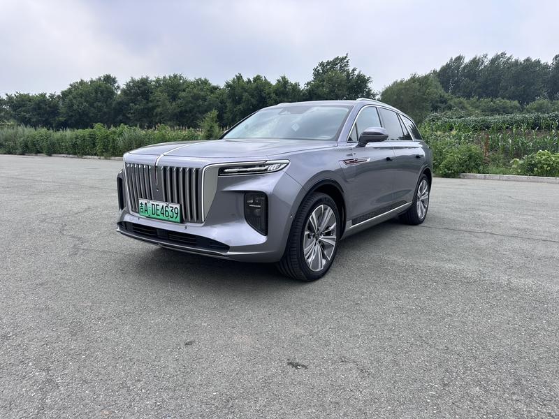 Hongqi E-HS9, 2023 — купить в Самаре под ключ