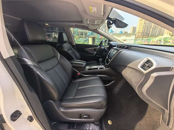Nissan Murano, 2023 — фото 7 из 9