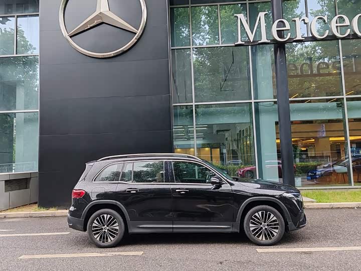 Mercedes-Benz EQB, 2024 — фото 7 из 9
