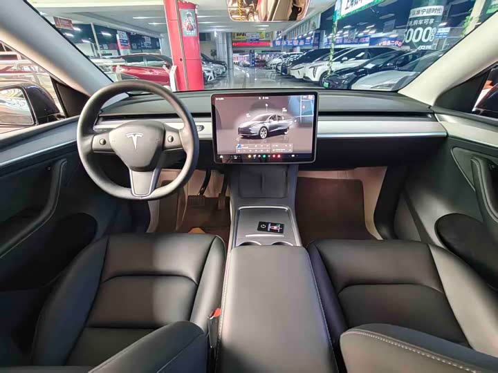 Tesla Model Y, 2024 — фото 5 из 9