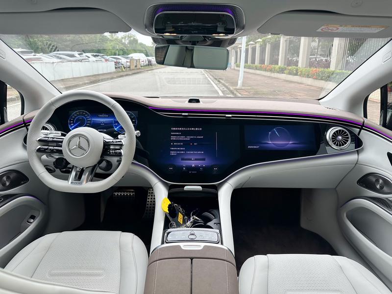 Mercedes-Benz EQS AMG, 2024 — фото 9 из 12
