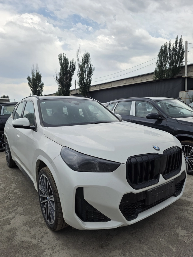 BMW X1, 2026 — фото 2 из 12