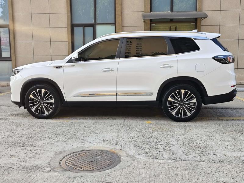 Chery Tiggo 8 Plus, 2022 — фото 4 из 12