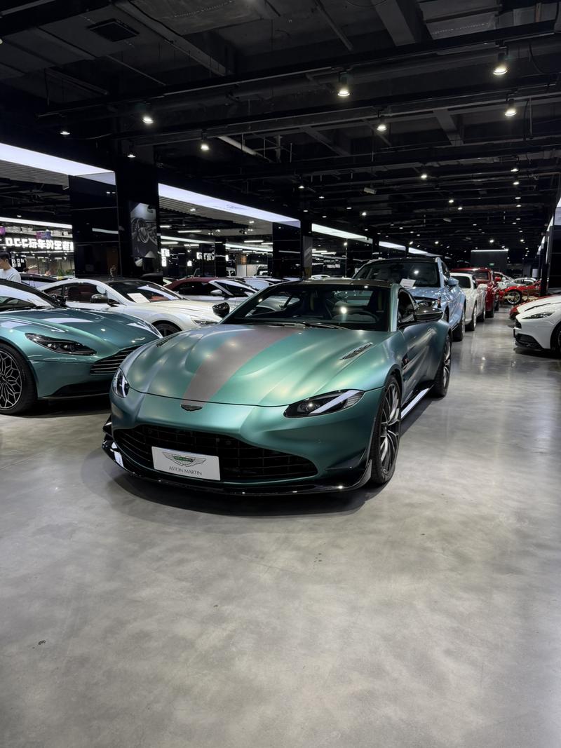 Aston Martin V8 Vantage, 2022 — купить в Санкт-Петербурге под ключ