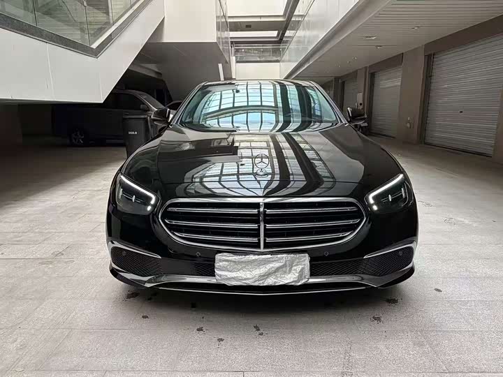 Mercedes-Benz E-Class, 2023 — фото 2 из 7