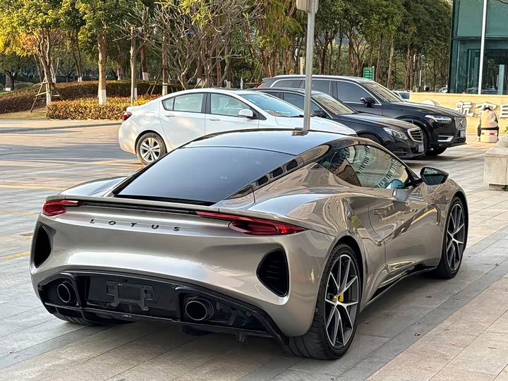 Lotus Emira, 2025 — фото 9 из 9