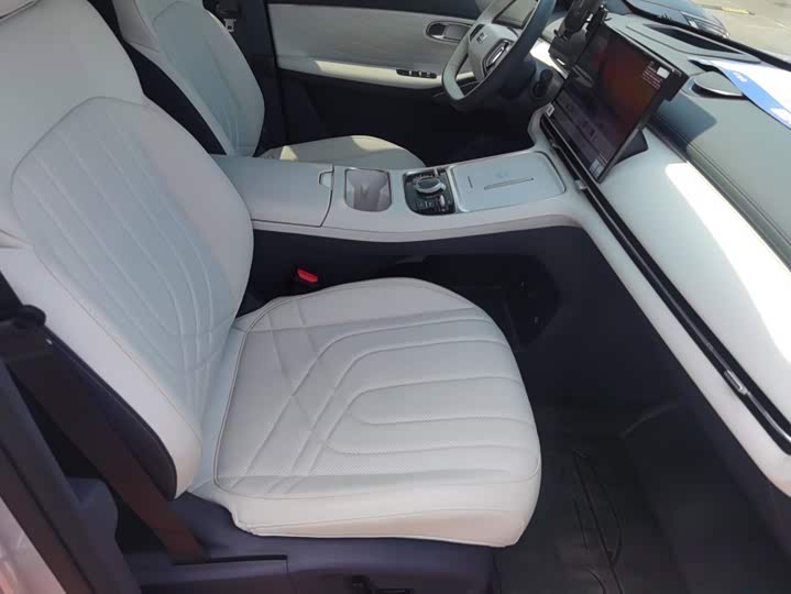 Geely Galaxy Starship 7, 2025 — фото 8 из 9
