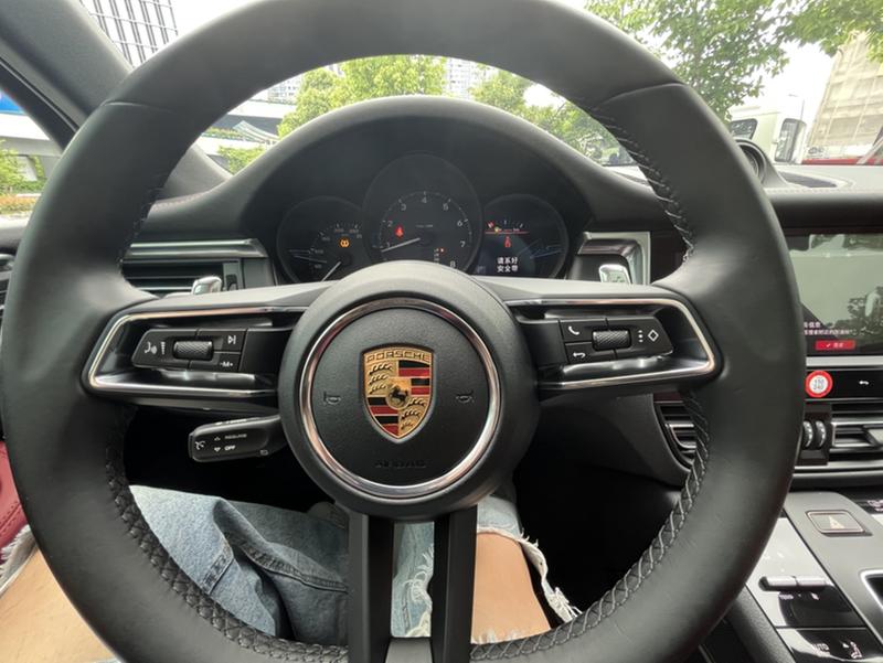 Porsche Macan, 2022 — фото 9 из 12