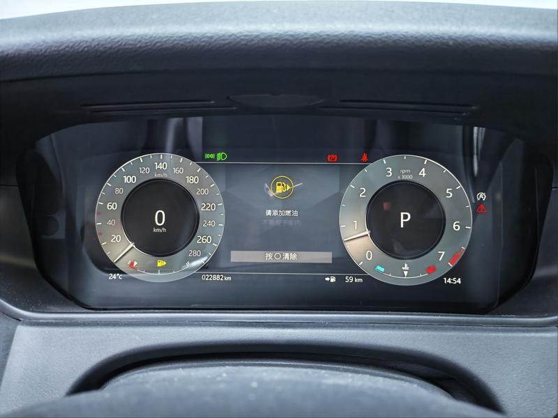 Land Rover Range Rover Velar, 2023 — фото 8 из 12