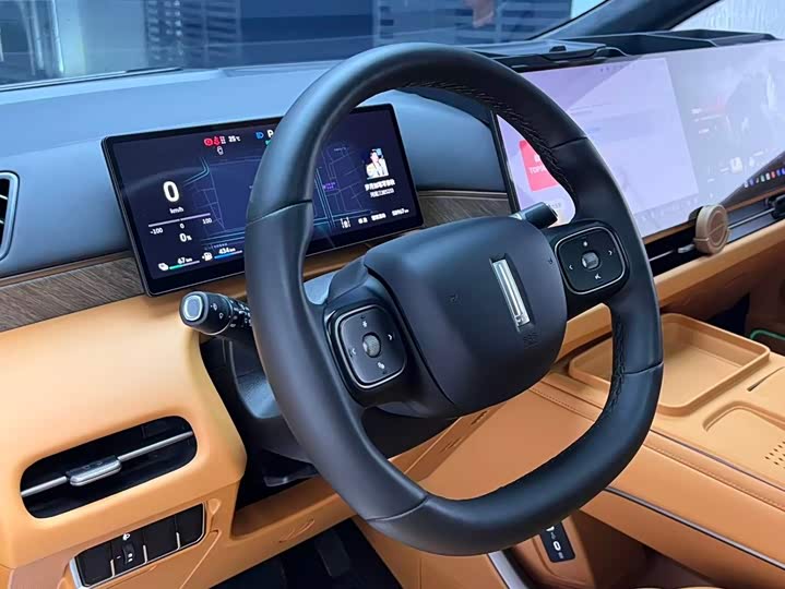 Wey 80 Hybrid, 2025 — фото 8 из 9
