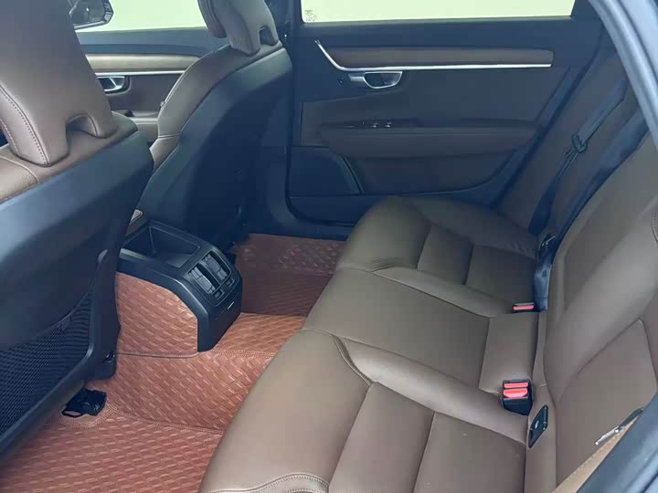 Volvo S90, 2023 — фото 9 из 9