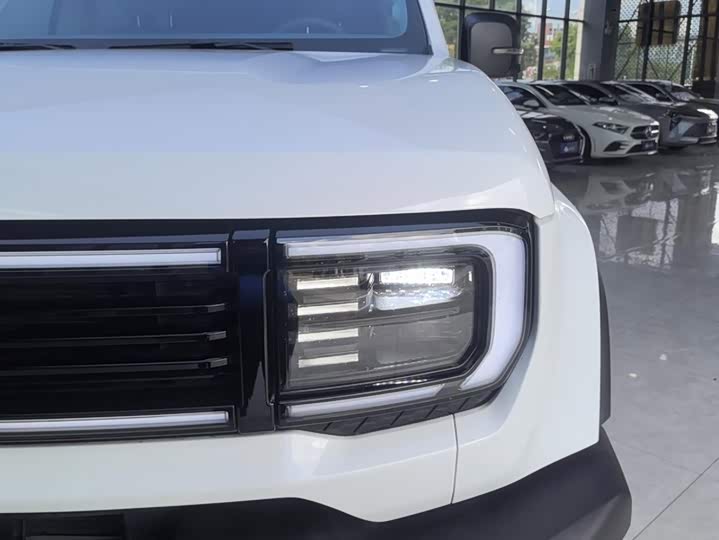 BAIC Beijing BJ40 Hybrid, 2025 — фото 5 из 9