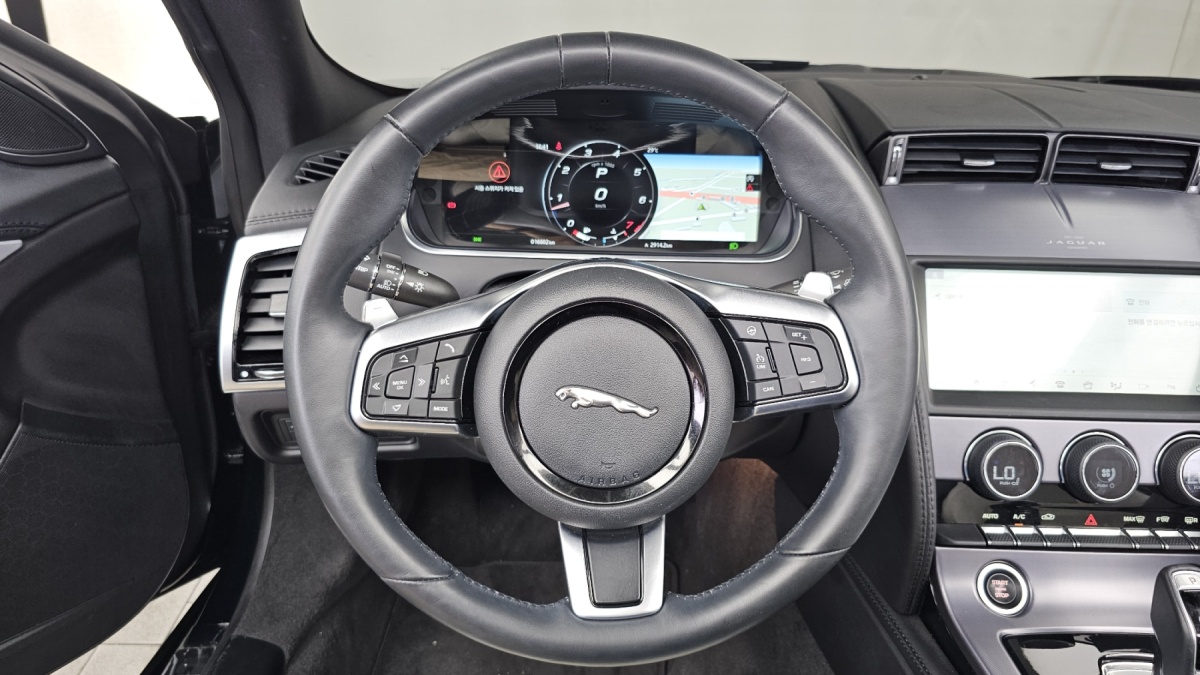 Jaguar F-Type, 2021 — фото 12 из 12