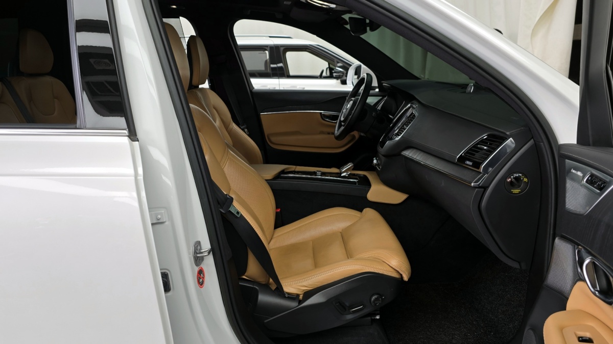 Volvo XC90, 2022 — фото 10 из 12