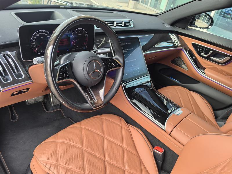 Mercedes-Benz Maybach S-Class, 2025 — фото 8 из 12