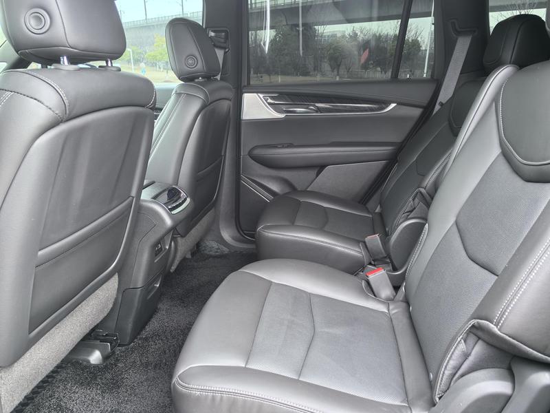Cadillac XT6, 2023 — фото 12 из 12