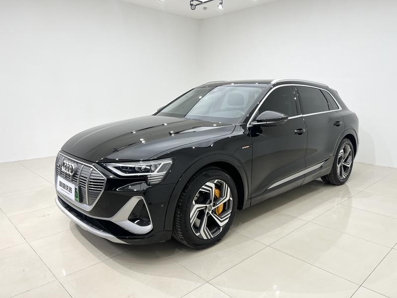 Audi e-tron, 2021 — купить в Саранске под ключ