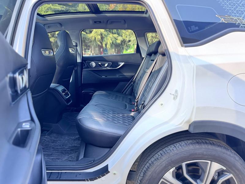 Chery Tiggo 7 Plus, 2023 — фото 9 из 10