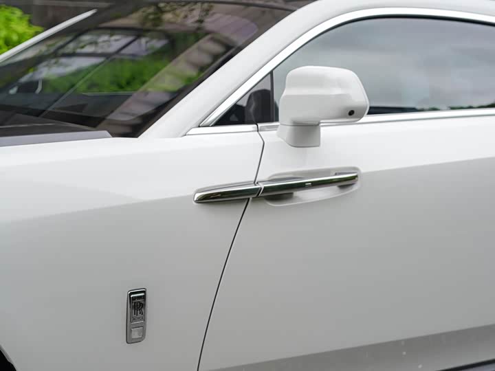 Rolls-Royce Spectre, 2026 — фото 7 из 9