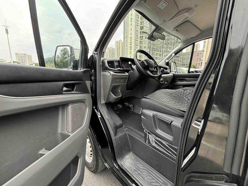 Ford Transit, 2025 — фото 8 из 12