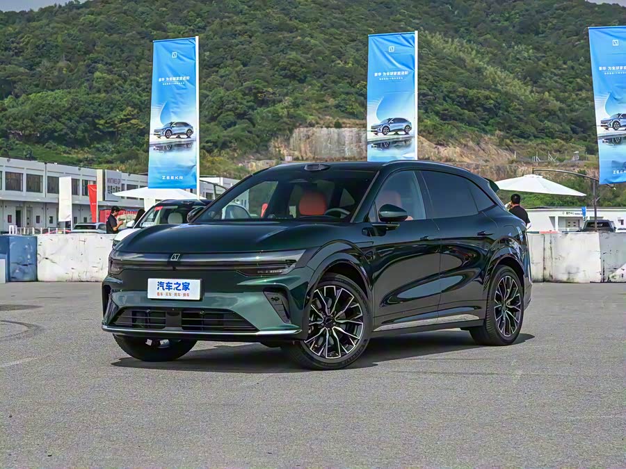 Zeekr 7X, 2026 — купить в Воронеже под ключ