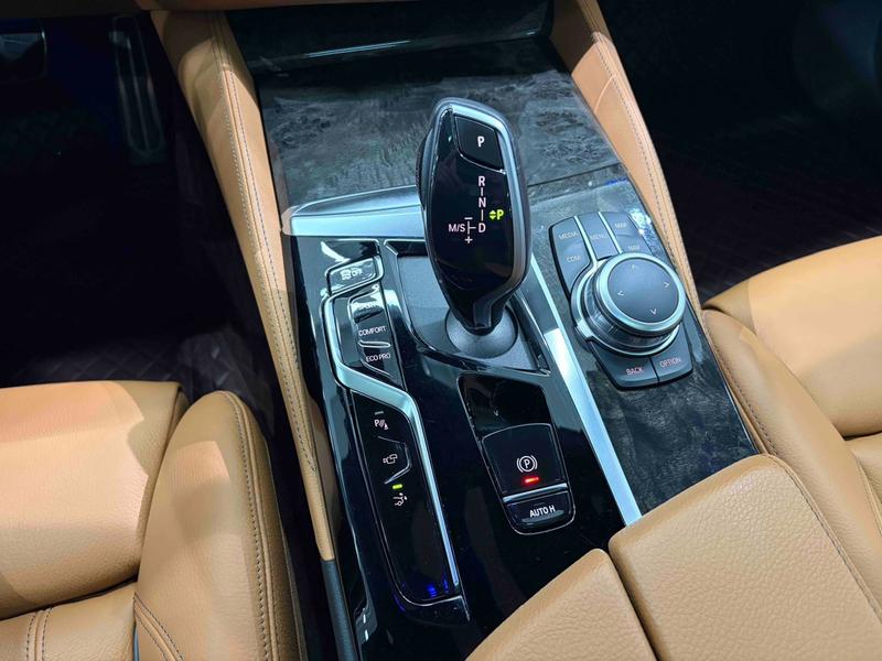 BMW 6 Series GT, 2022 — фото 11 из 12