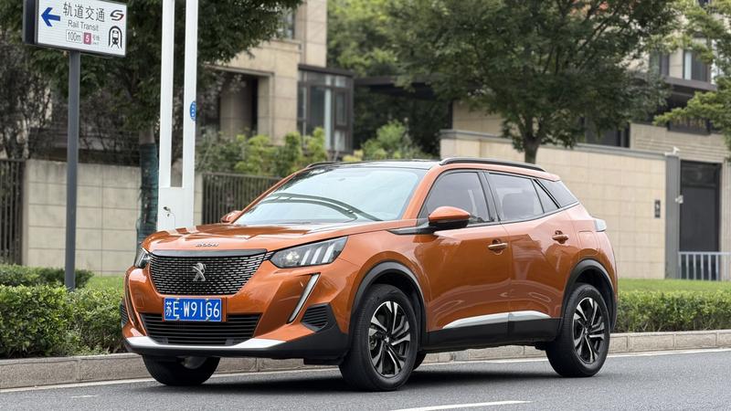 Peugeot 2008, 2022 — купить в Калуге под ключ