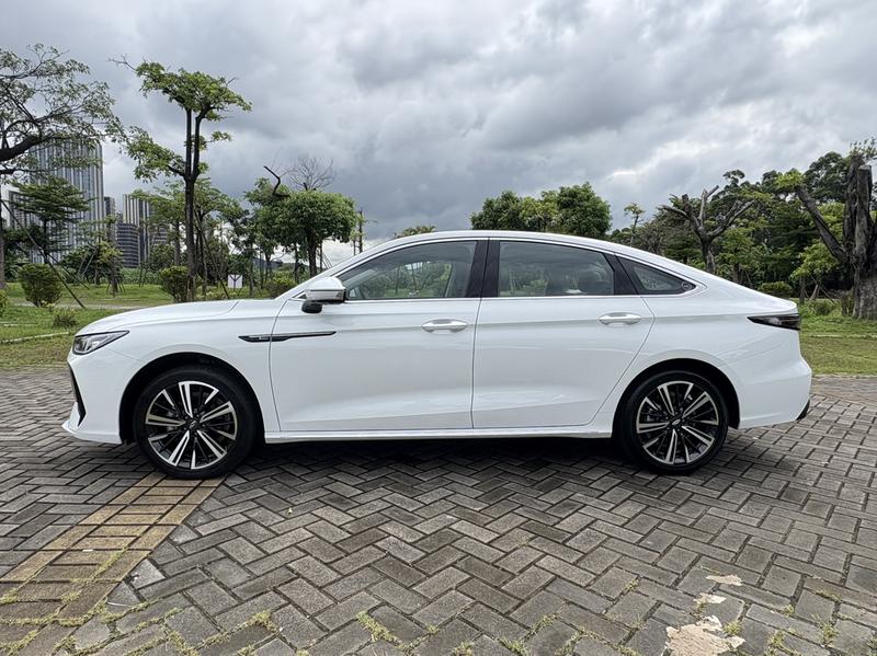 Chery Arrizo 8 Pro, 2025 — фото 4 из 12