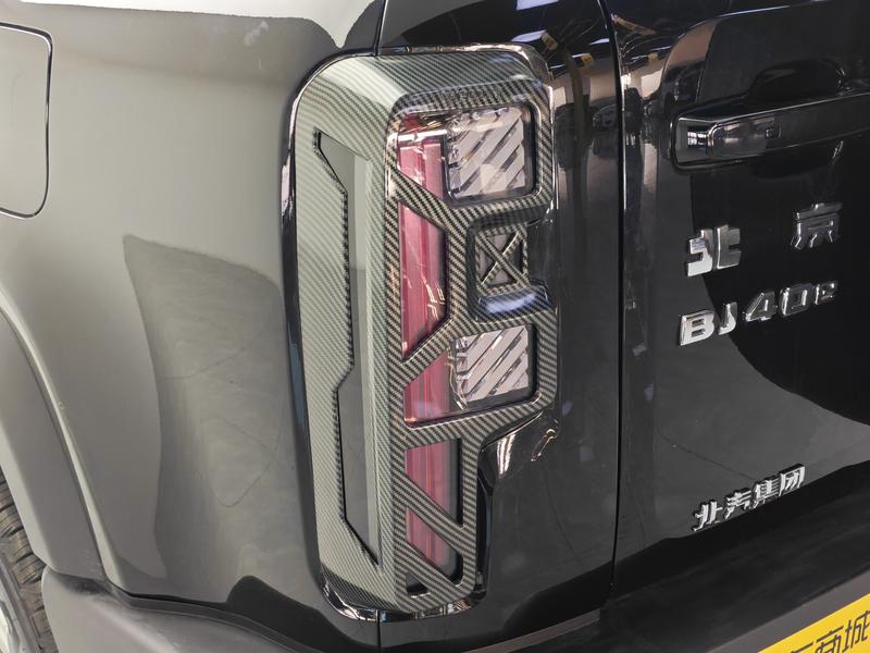 BAIC Beijing BJ40 Hybrid, 2025 — фото 10 из 12