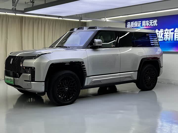 BYD Yangwang U8, 2023 — купить в Костроме под ключ