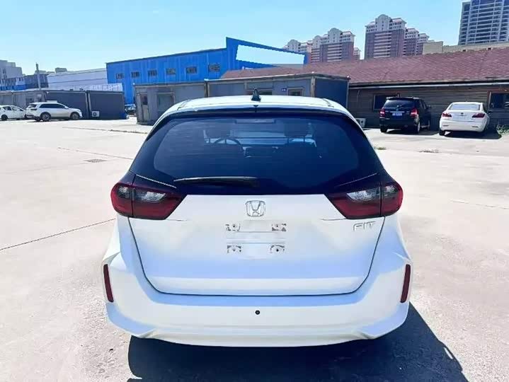 Honda Fit, 2022 — фото 7 из 9