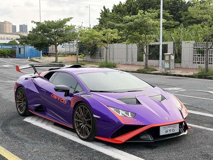 Lamborghini Huracán, 2023 — фото 4 из 9