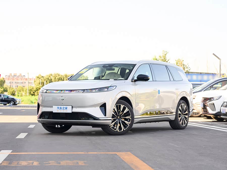 Dongfeng Yipai eπ 008, 2026 — купить в Перми под ключ