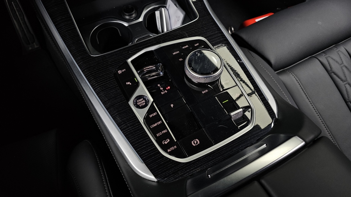 BMW X5, 2025 — фото 9 из 12