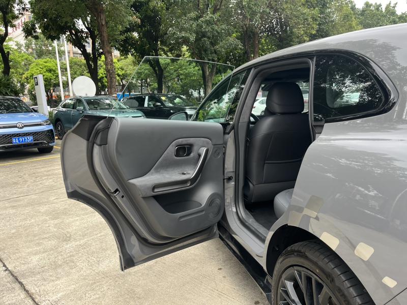 Leapmotor Lafa5, 2025 — фото 9 из 10
