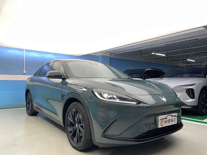 BAIC Arcfox Alpha S, 2024 — фото 3 из 9