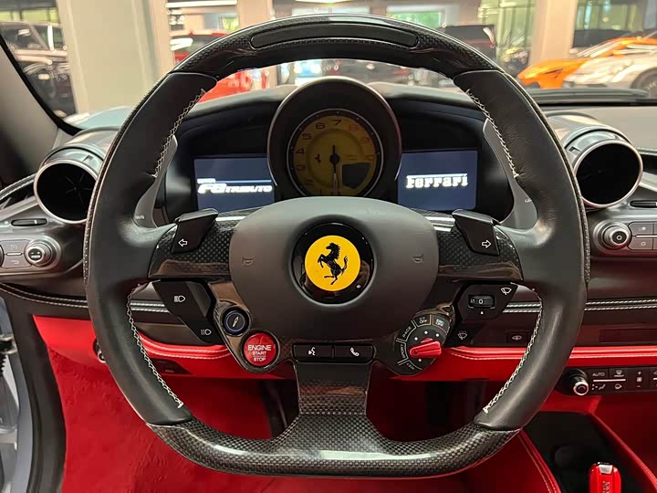 Ferrari F8, 2022 — фото 9 из 9